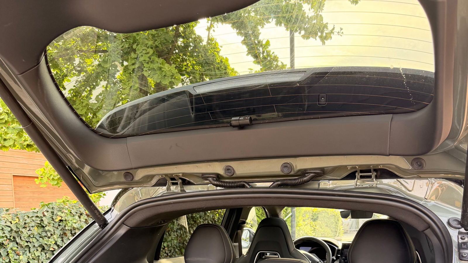 OEM dashcam voor Geely & Lynk & Co — onzichtbaar geïntegreerde achtercamera