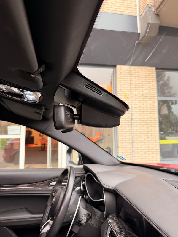 Alfa Romeo OEM Dashcam 2K — Onzichtbare inbouw | incl. GPS & OBD