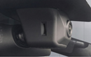 Tesla OEM dashcam — onzichtbaar geïntegreerd naast de binnenspiegel
