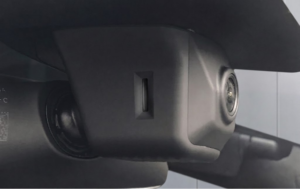 Dashcam OEM Tesla 2K — 100% Invisible Intégrée | incl. GPS et OBD